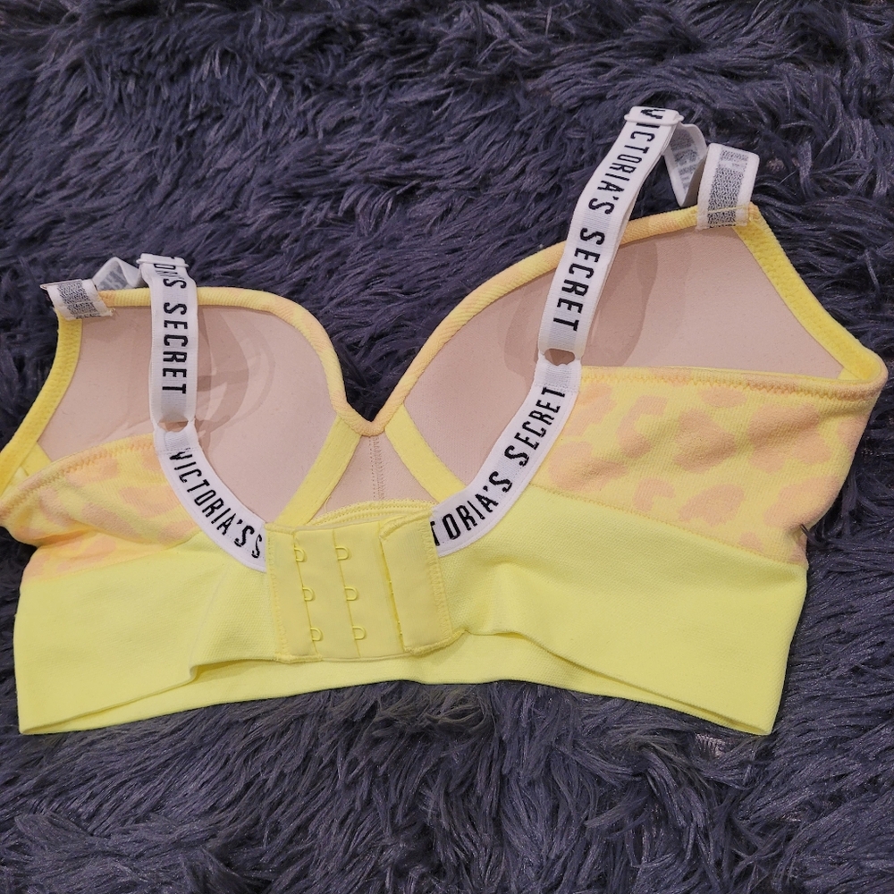 NWT Victoria's Secret Bra - Picture 3 of 6